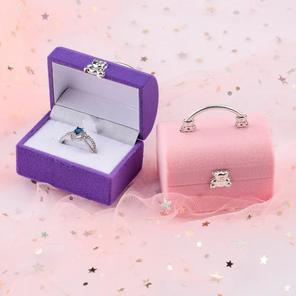 Écrin Ourson Velours Rouge – Bague ou Pendentif