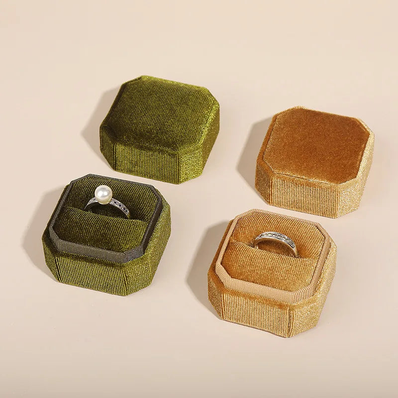 Écrin à Bague Octogonal Velours Noir – 1 Emplacement