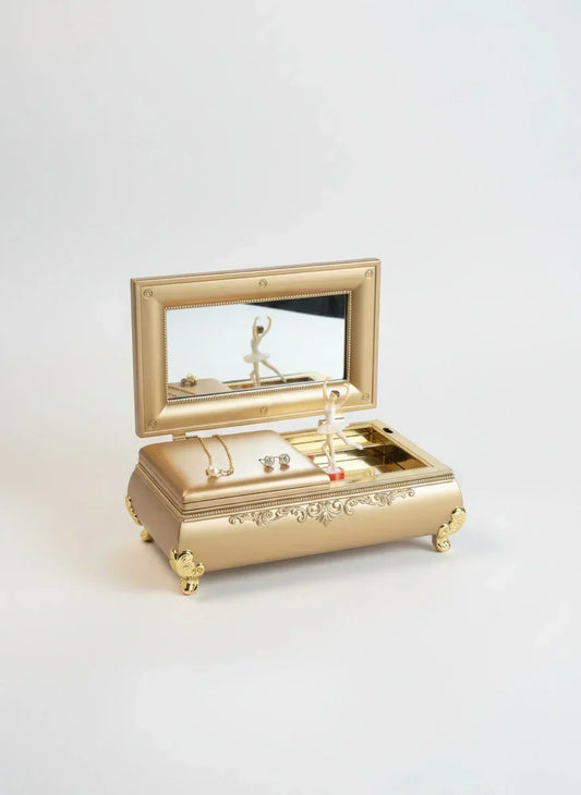 Boîte à bijoux danseuse musical