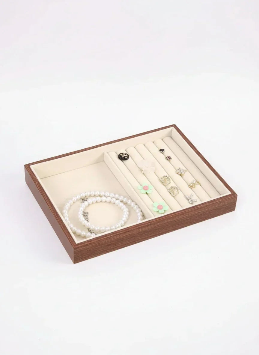 Coffre en bois boîte à bijoux – Raffinement artisanal