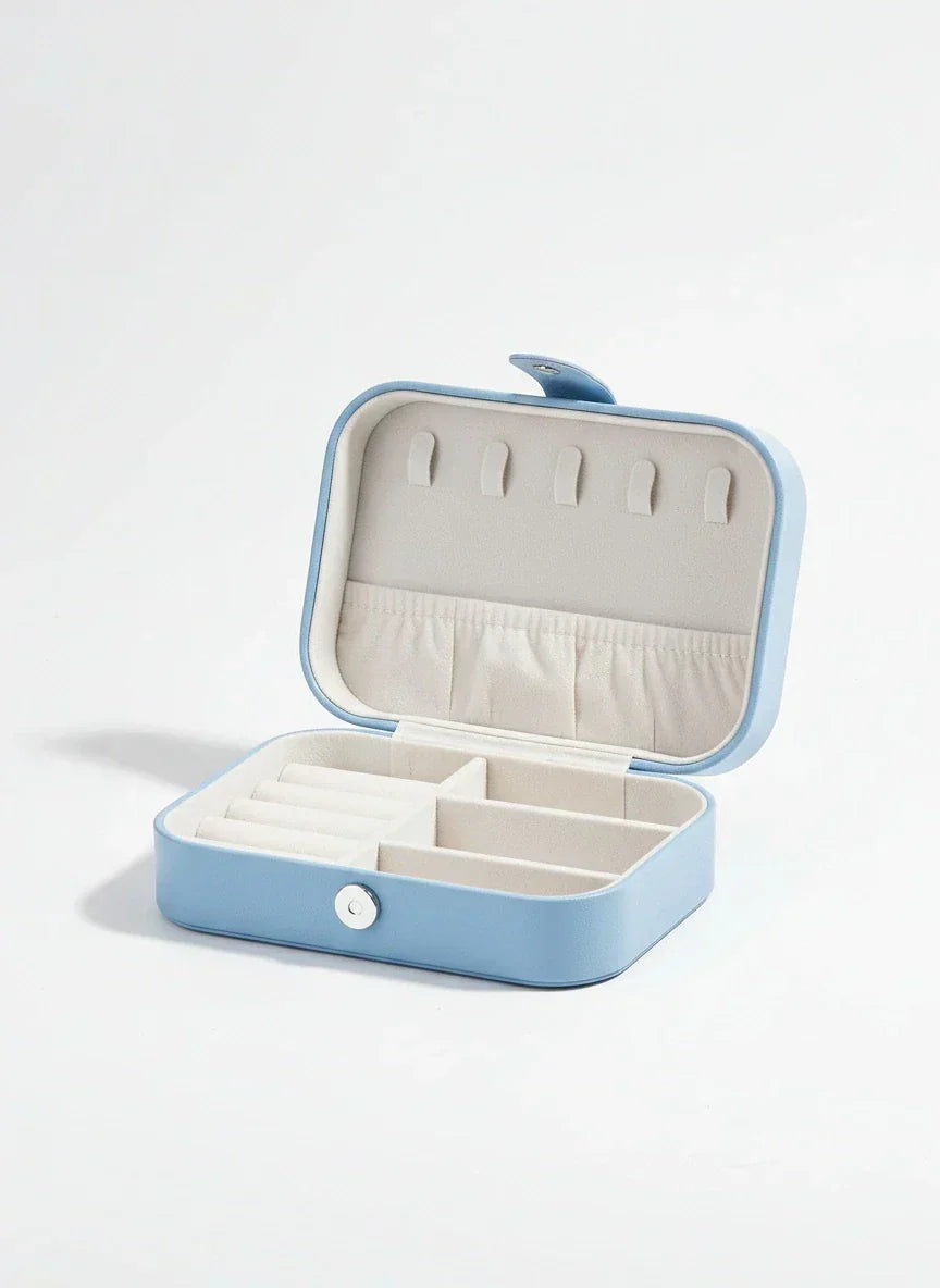 Boîte à bijoux bleu ciel – Design tendre