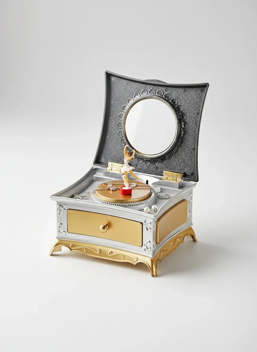 Boîte à bijoux en argent