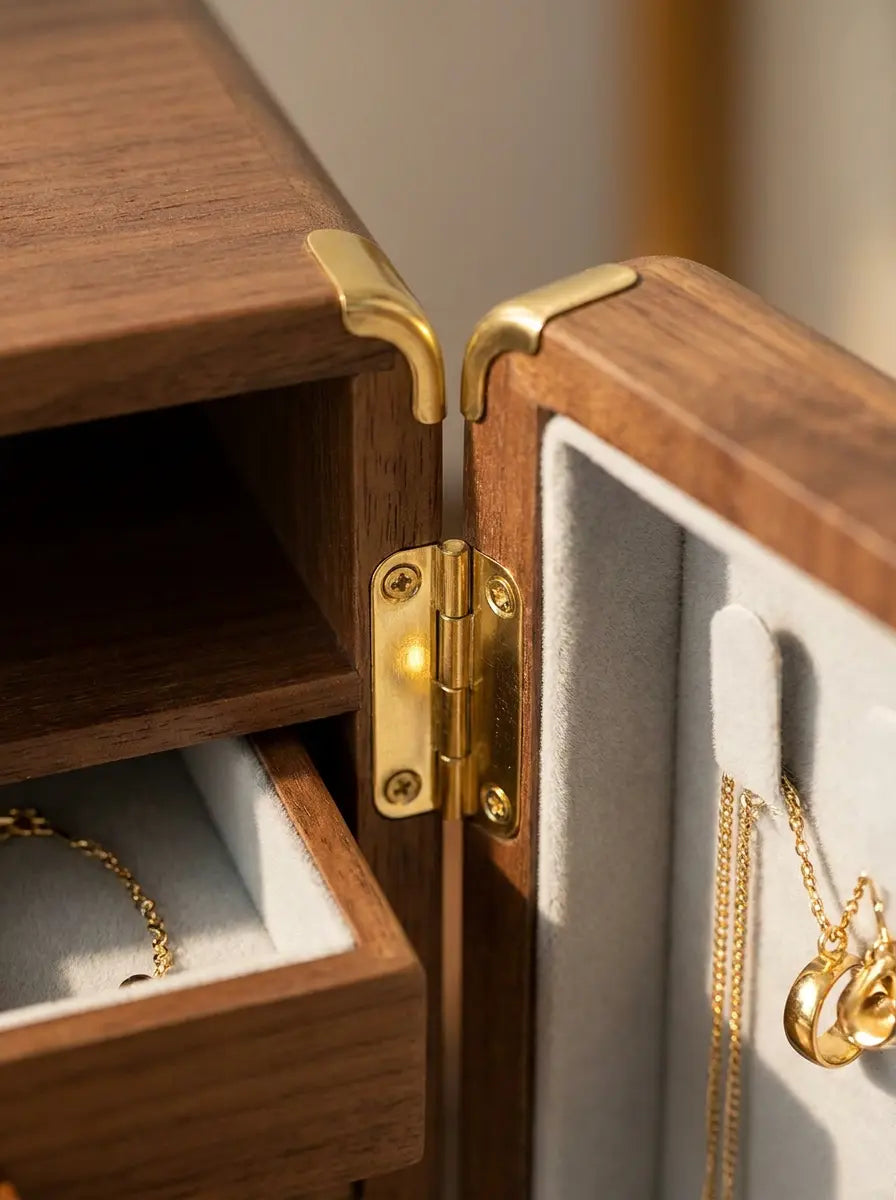 Boîte à bijoux moderne en bois