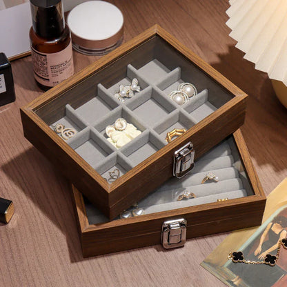 Boîte à bijoux en bois artisanal