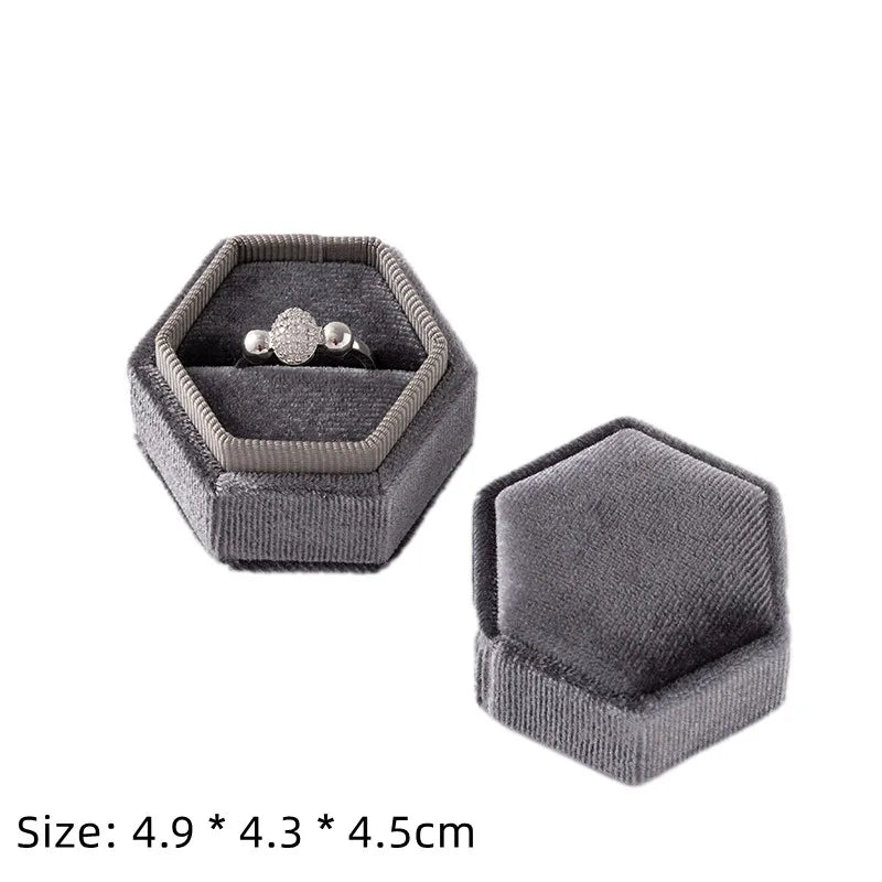 Écrin Carré Velours – Écrin Présentation Bague