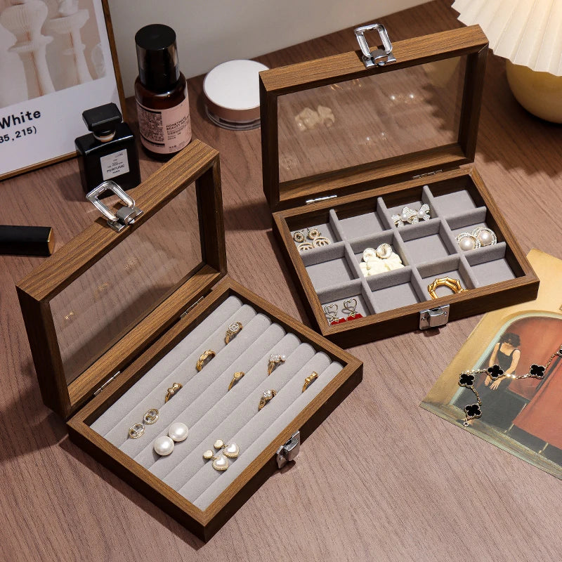 Boîte à bijoux en bois artisanal