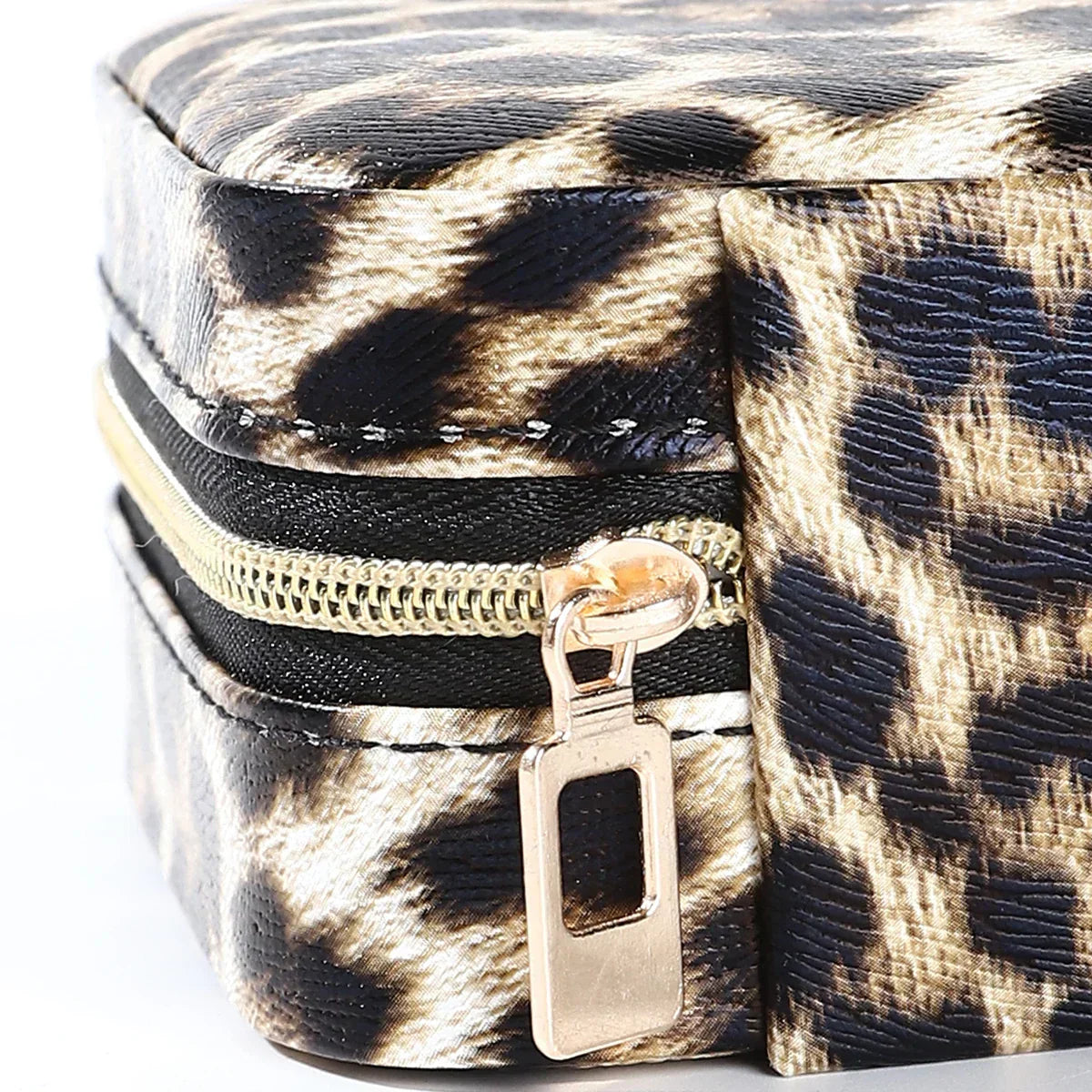 Boîte à bijoux léopard – Style audacieux et chic