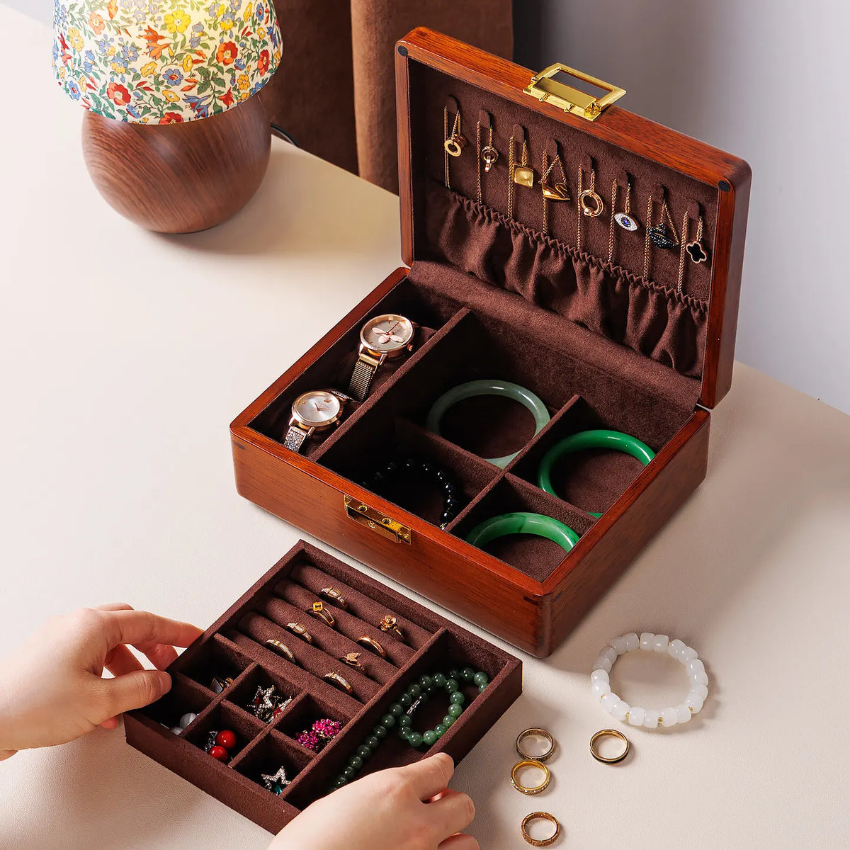 Boîte à Bijoux en Bois Massif Double Niveau avec Serrure