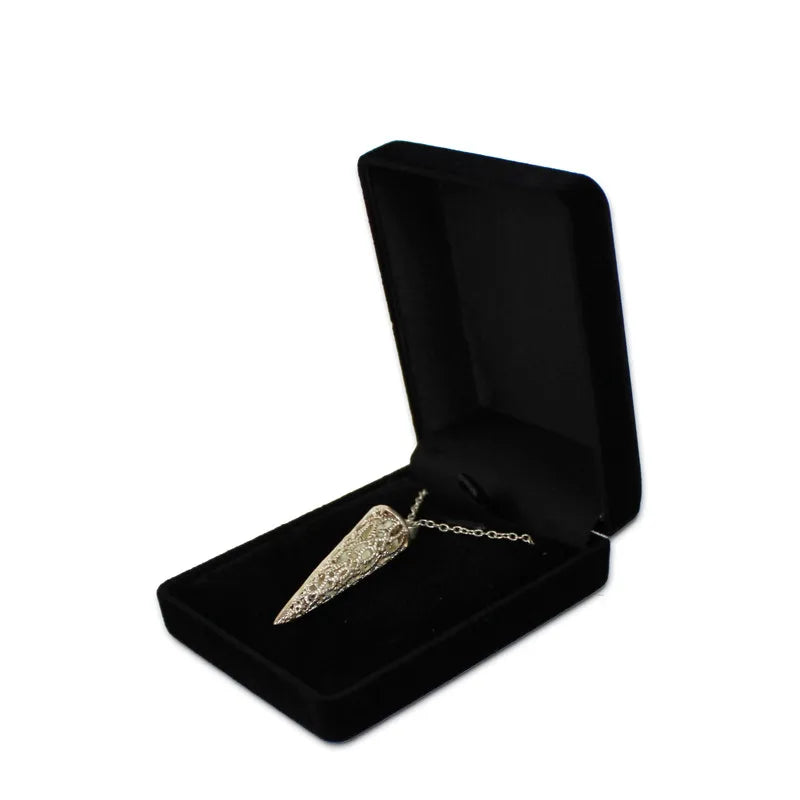 Écrin Nuptial Velours Noir – Collier