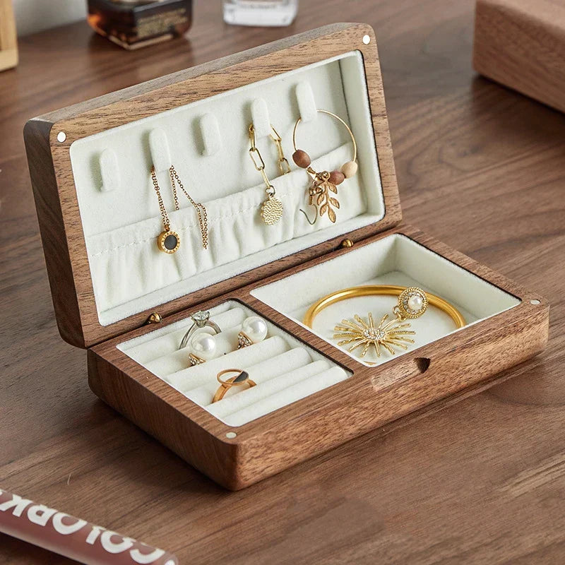 Boîte à bijoux enfant en bois – Charme féerique