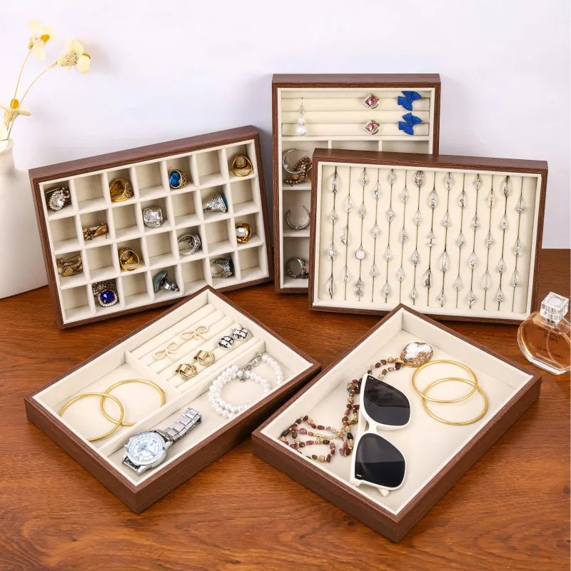 Coffre en bois boîte à bijoux – Raffinement artisanal