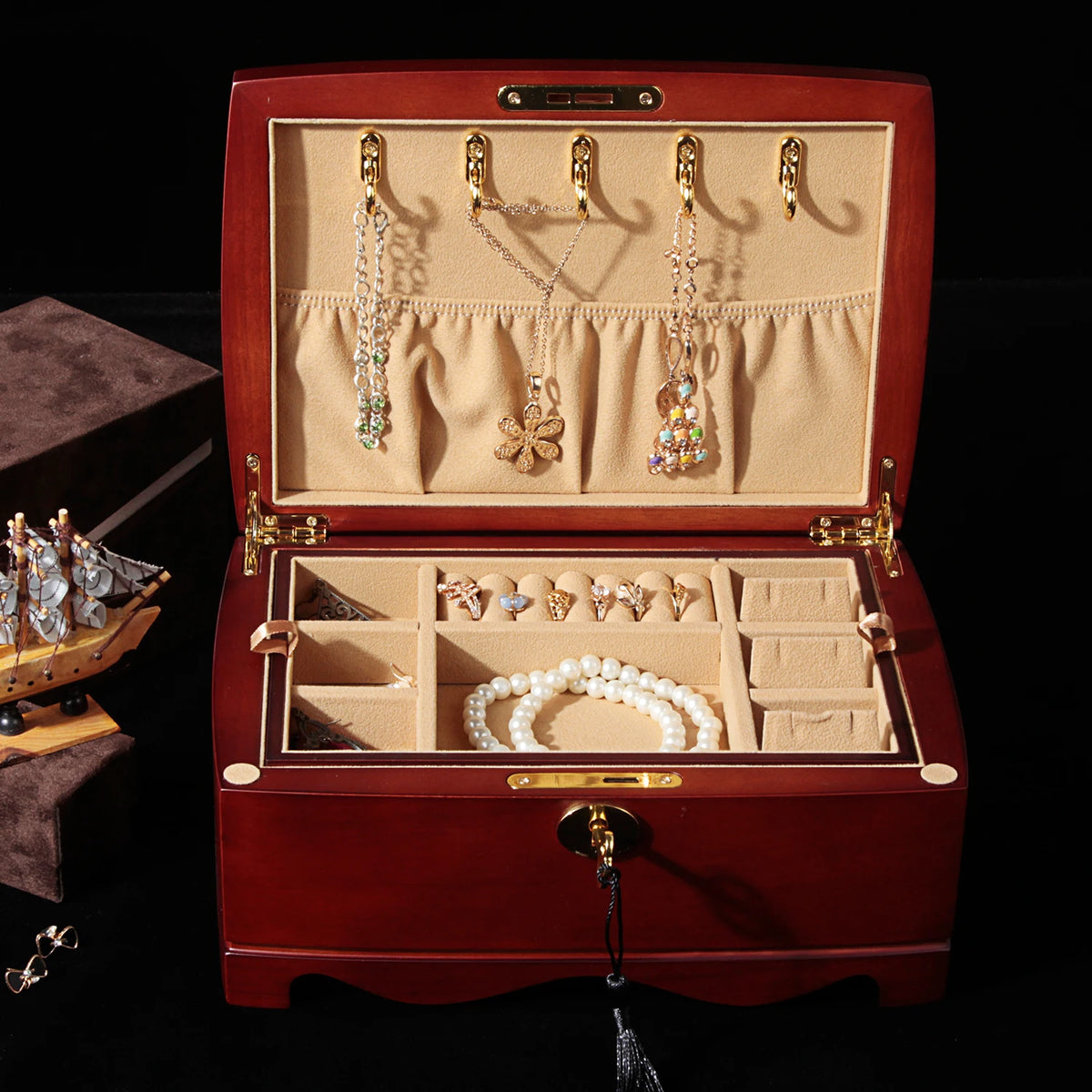 Coffret Bijoux Bois Rouge à Clé
