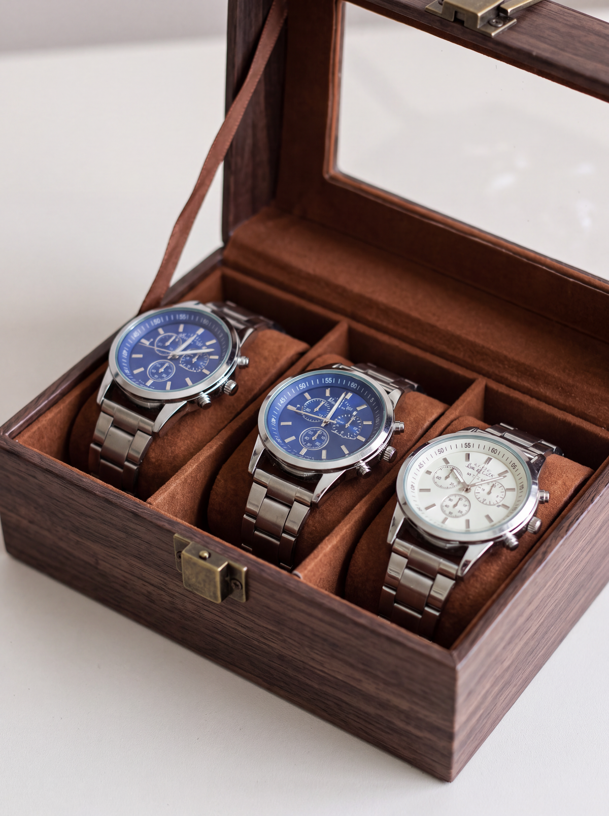 Boîte à Montre Homme 3 Compartiments Effet Noyer – Édition Classique
