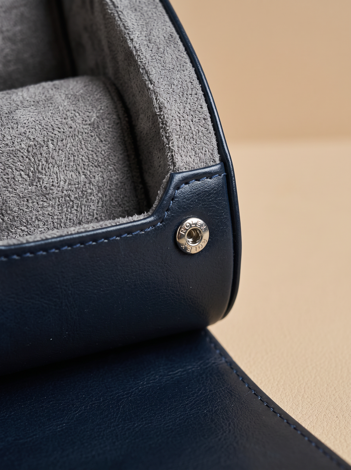 Boîte à Montre Homme 6 Compartiments Cuir PU Bleu Nuit – Écrin de Voyage Compact