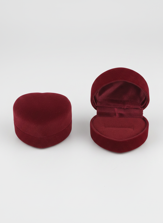 Écrin velours bordeaux coeur avec bague