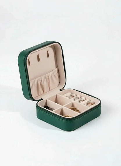Petite boîte à bijoux en cuir – Élégance naturelle